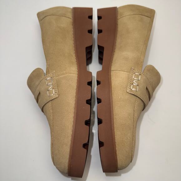 Vionic Cheryl II Sand Slip-On Suede Loafers, Women's Size 8 Wide - Picture 4 of 11